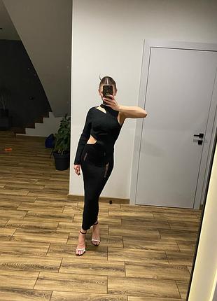 Вʼязана максі сукня pretty little thing