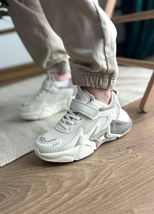 Стильні кросівки від clibee