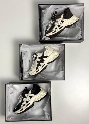 Натуральные кожаные и замшевые кроссовки с текстильными вставками