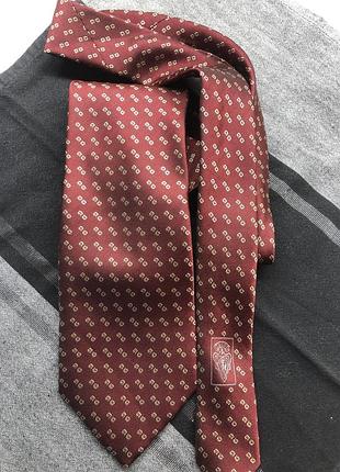Чоловічий галстук бренду gucci з шовку темно вишневого кольору