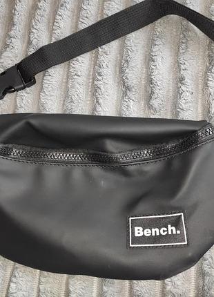 Новая сток стильная непромокаемая поясная сумка от британского бренда bench.унисекс