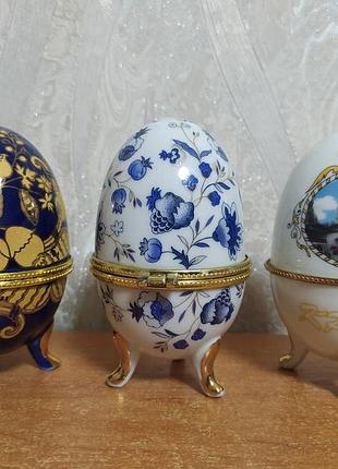 Сувенир шкатулка яйцо.