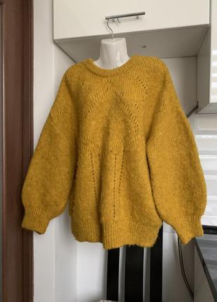 Свитер