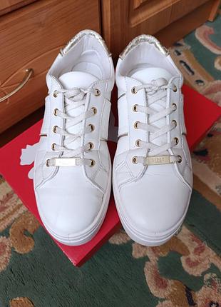 Жіночі кеди