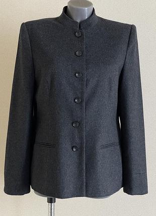 Елегантний,статусний,вовняний,брендовий теплий піджак,легке пальто,френч
