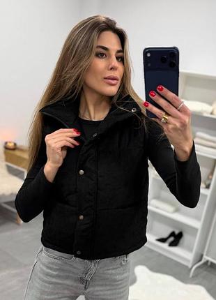 Женская жилетка