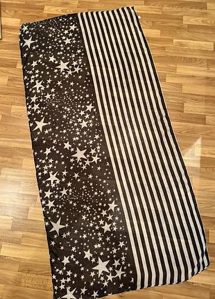 Стильный шарф с контрастным принтом ⭐