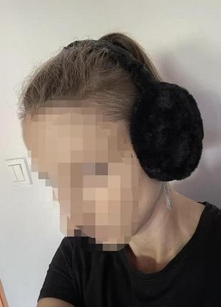 Новые черные наушники пушистые