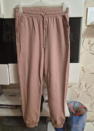 Женские спортивные штаны