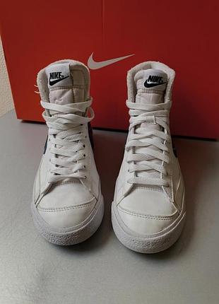 Оригінальні кросівки nike blazer mid 36-37 розмір 22.5-23 см