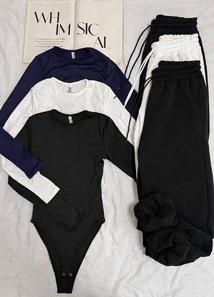 Костюм  : боді + джогери