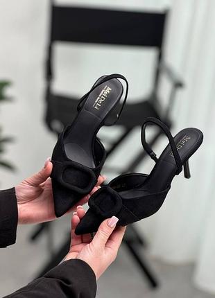 Туфлі відкриті