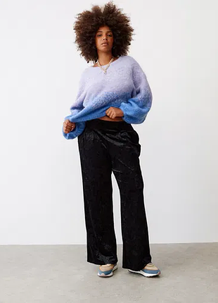 Велюрові широкі штани з защипами