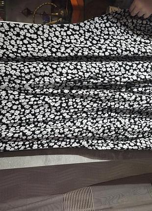 Спідниця квітковий дизайн