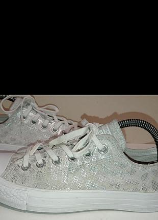 Брендовые кожаные гламурные кеды converse.