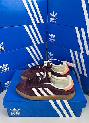 Женские кроссовки adidas originals bermuda burgundy