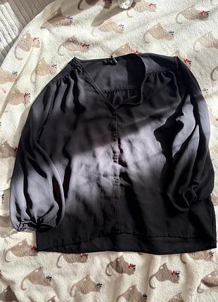 Блузка жіноча