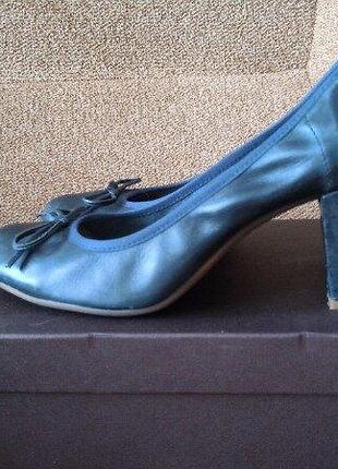 Туфли женские кожаные 38р