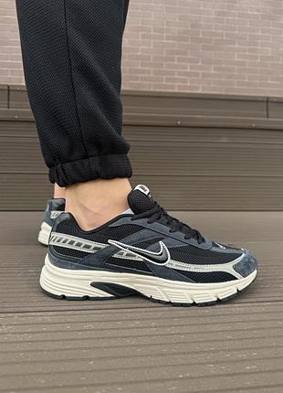 Кроссовки женские nike initiator grey black