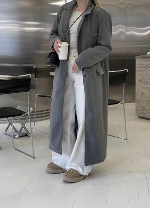 Жіноче пальто із шерсті