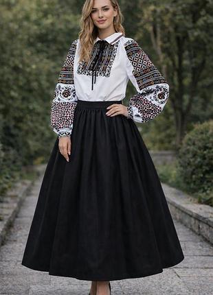 Жіноча вишиванка