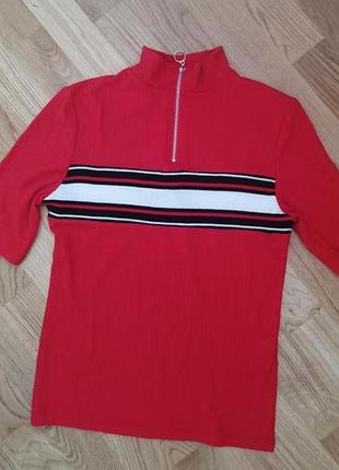 Яркая женская футболка в рубчик jennyfer m