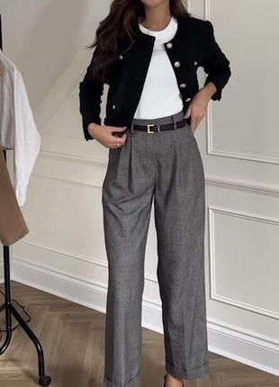 Чудові якісні брюки на високій талії