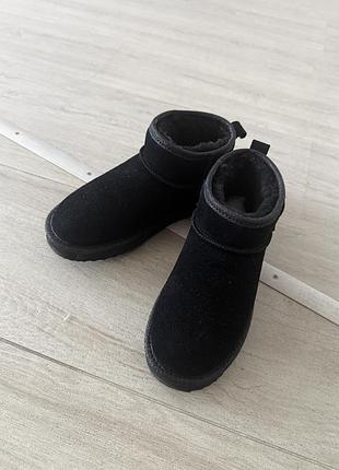 Черевики (типу ugg)