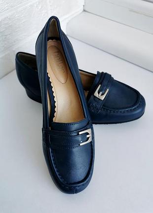 Красивые женские лоферы из натуральной кожи hotter