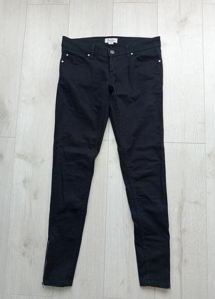 Джинсы черные
