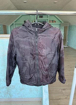 Вітрівка, вітровка, тонка куртка