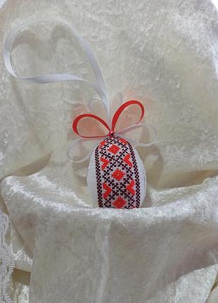 Вышитая крупнодняя записная. крупнодворного декора.