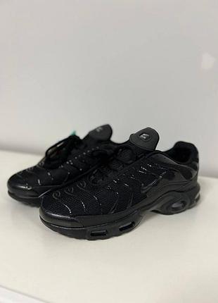 Кросівки nike air max tn plus