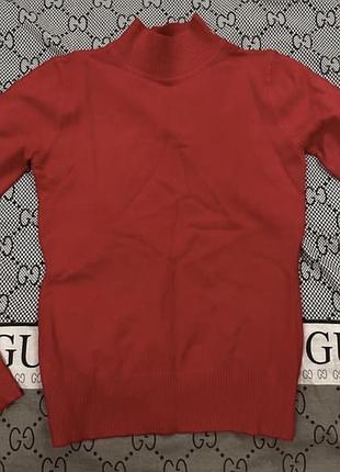 Светр новий