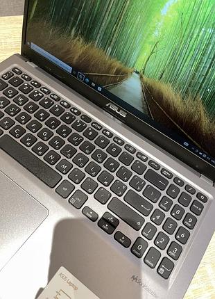 Ноутбук asus новий 9