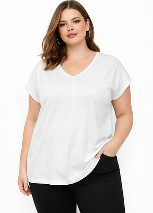 Элегантная женская футболка от tchibo(немечанка) наши размеры 54-56(48/50 евро)