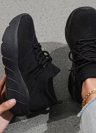 Кросівки жіночі 44 р