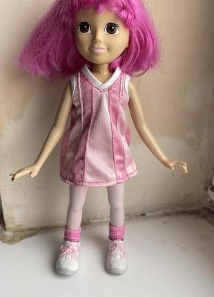 Лялька стефані персонаж з серіалу