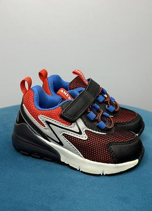 Стильные кроссовки для мальчика 23 размер