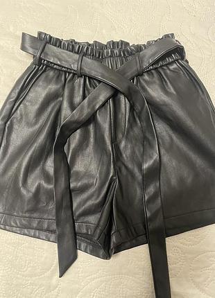 Шорти чорні еко шкіра