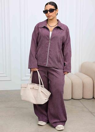 Жіночий костюм з мікровельвету