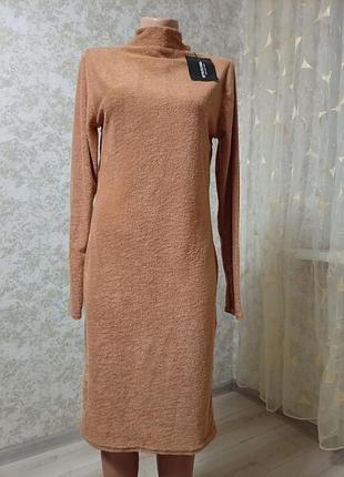 Женское праздничное платье