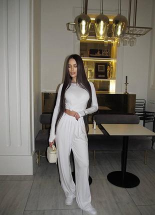 Брючный костюм женский белый осенний весенний летний