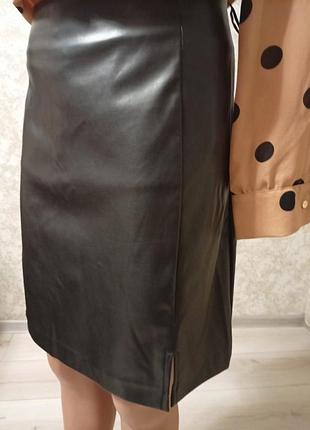 Женская юбка из экокожи