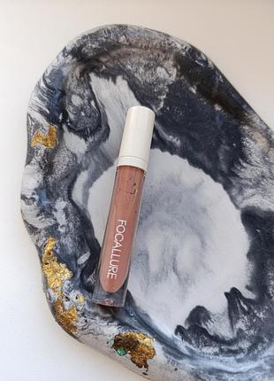 Жидкая помада тон 02