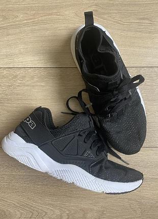 Кросівки kappa