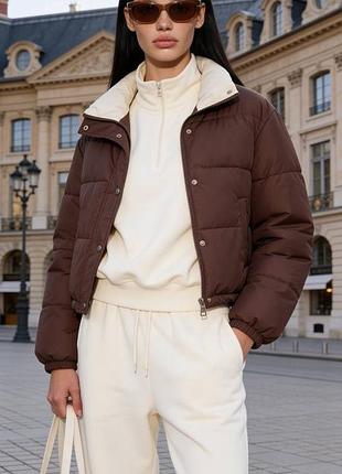 Жіноча куртка