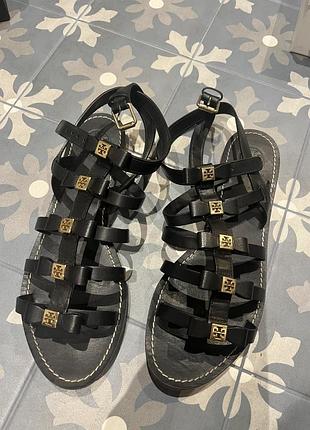 Босоніжки tory burch, 37 розмір, на худу ніжку, оригінал, куплені в америці , шкіра