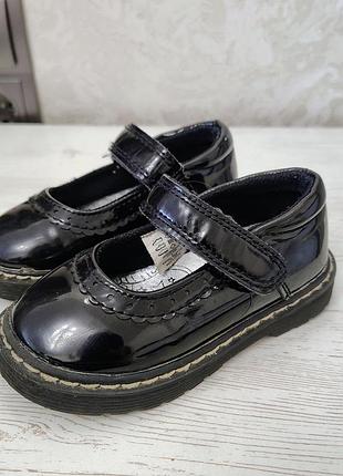 Туфлі для дівчинки 5 (22) розмір