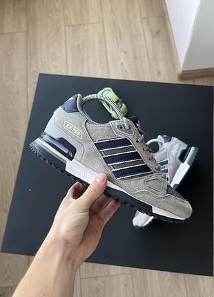 Кросівки adidas zx 750